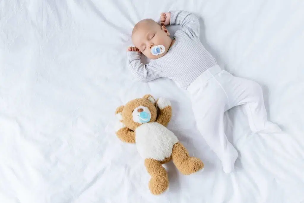 bébé dort