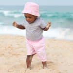 bébé à la plage