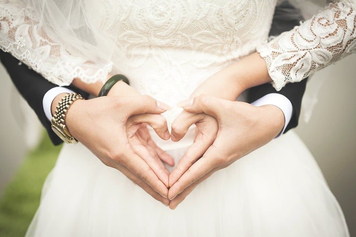 ce couple attend un enfant pour bientôt