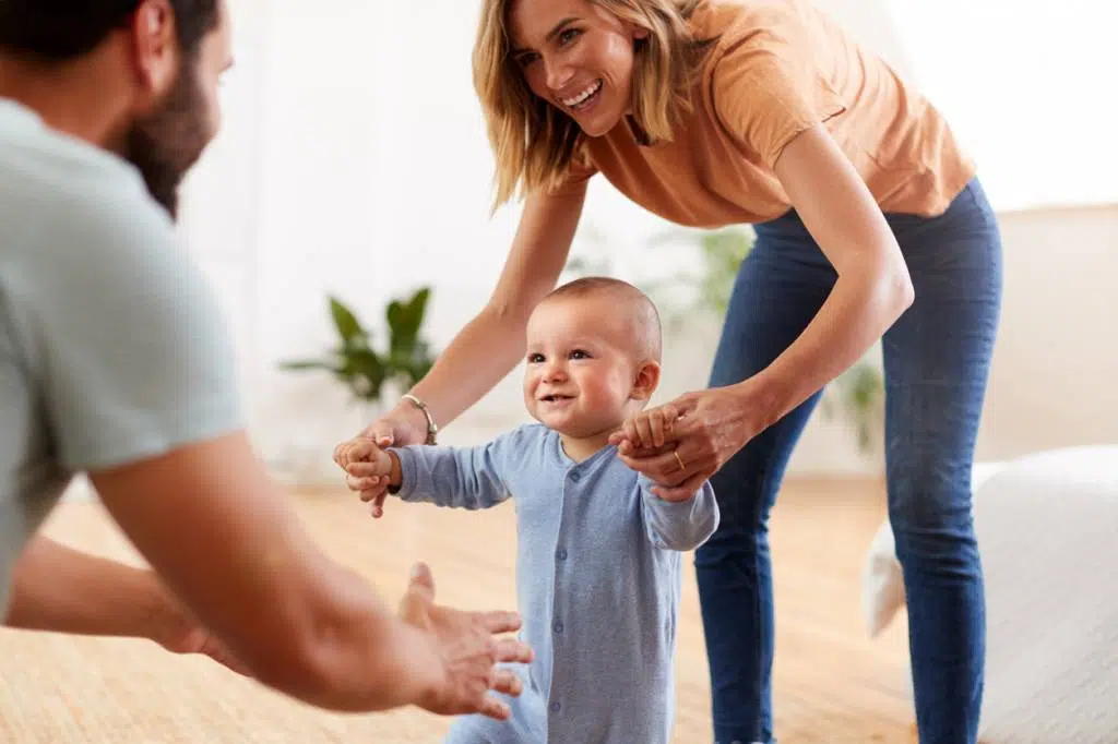 apprentissage marche bébé